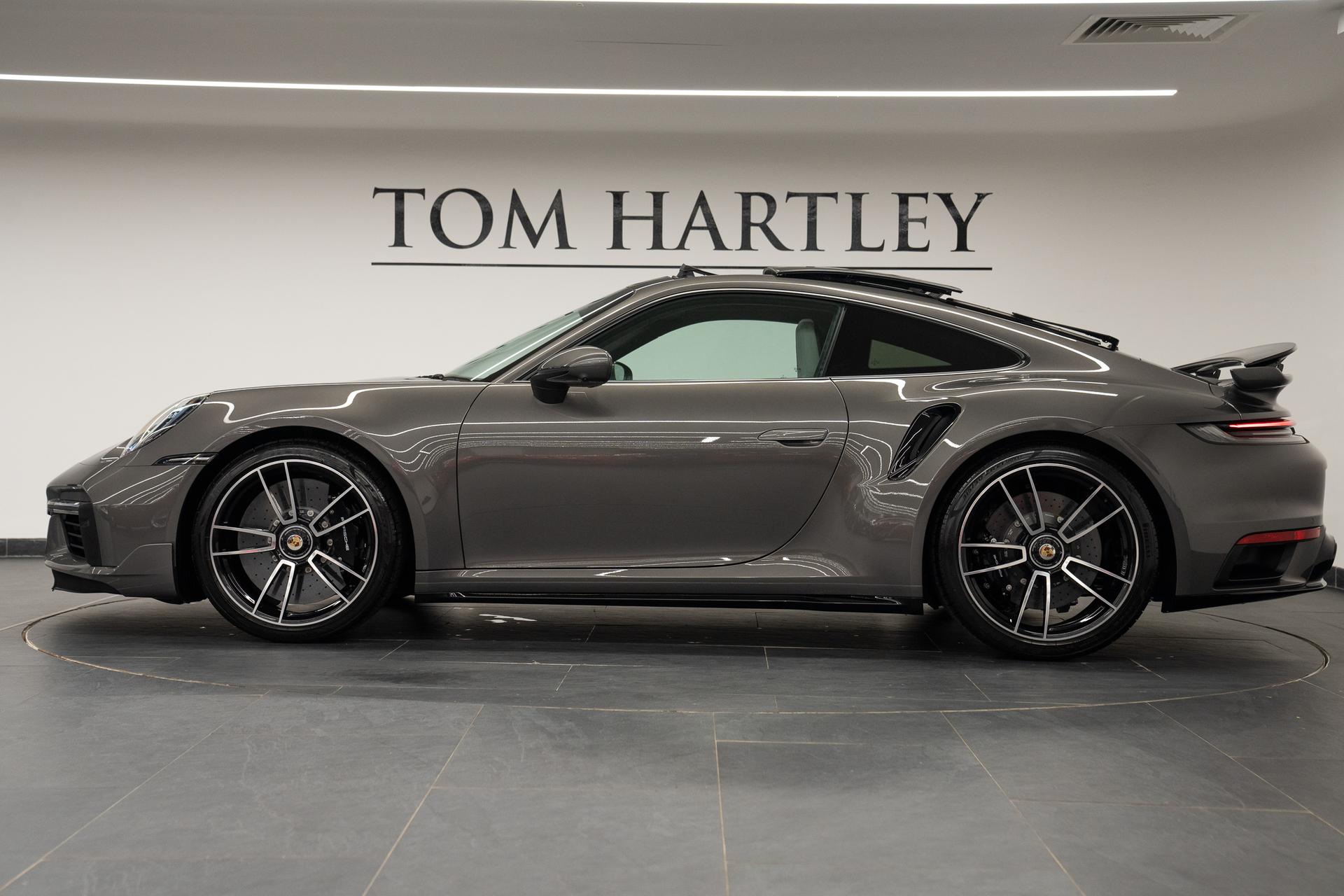 Porsche 911 TURBO S PDK Photo 6f894031-35cb-4d0e-8ba0-6431d753ab47.jpg