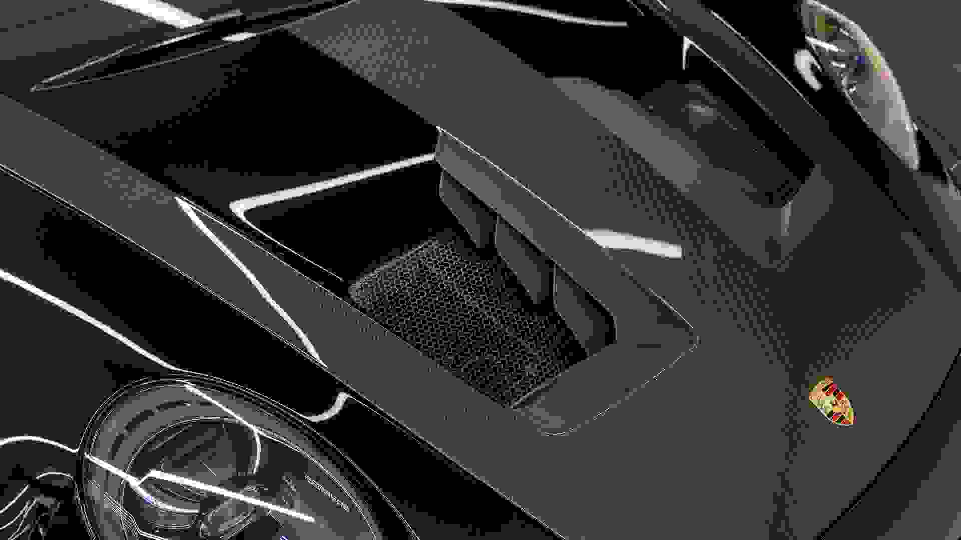 Porsche GT3 RS Photo 6f8d8ede-210b-45a8-b890-8200548012ec.jpg