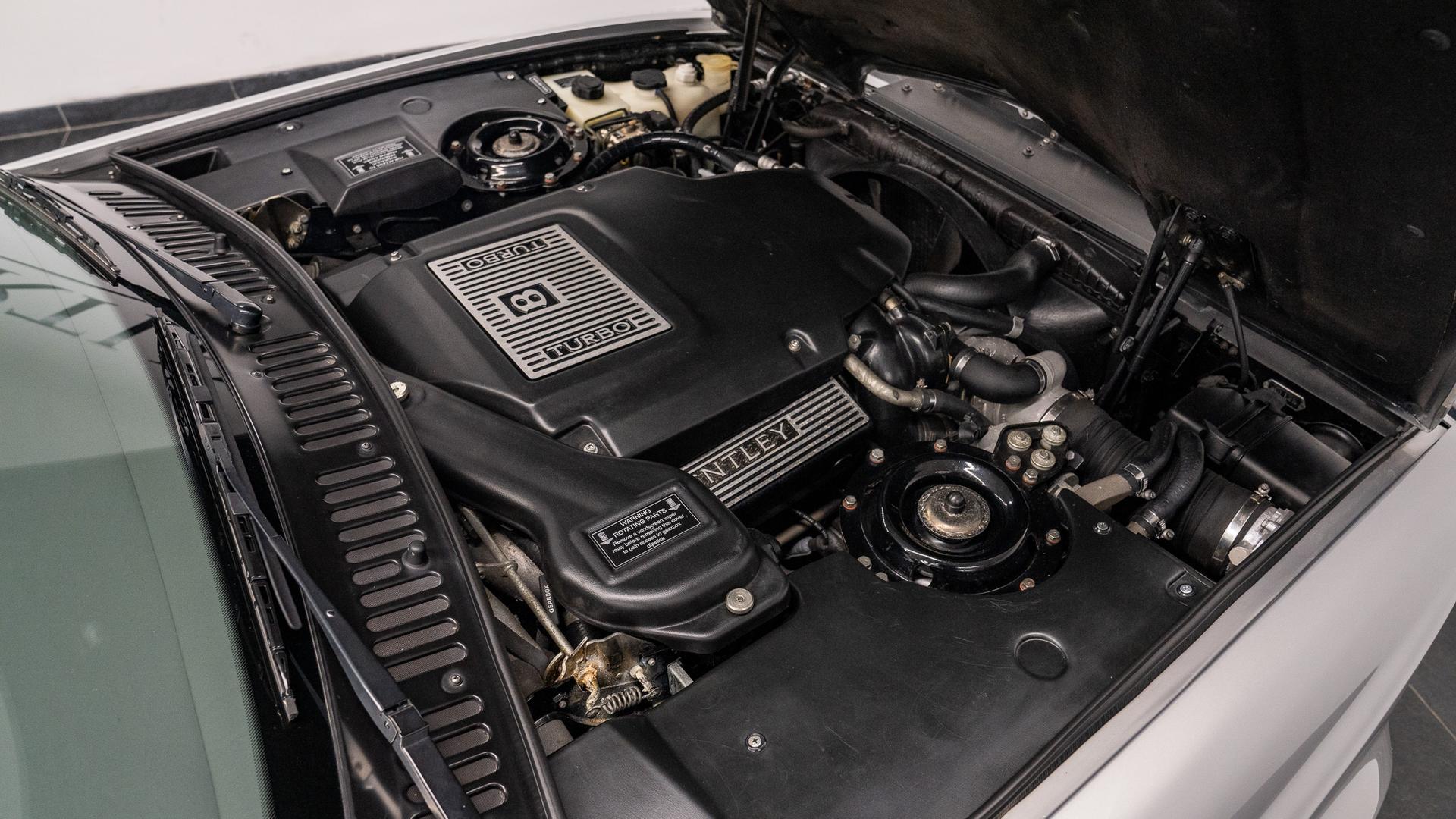 Bentley Continental Photo 6f9f32d5-0906-4441-9758-a7e0390d467e.jpg