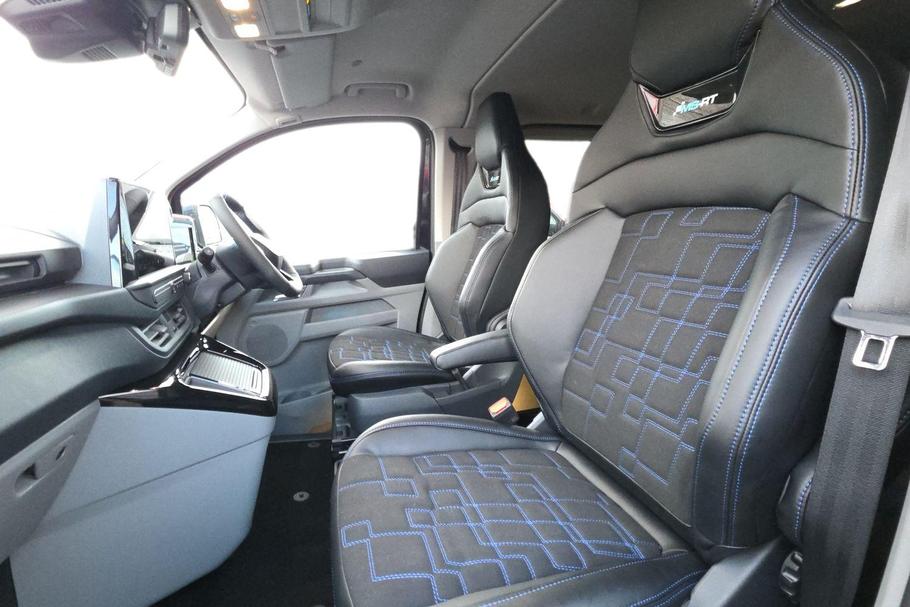 Used Ford TRANSIT CUSTOM L1DCIVMSRT17 10