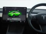 TESLA Model Y Photo 13