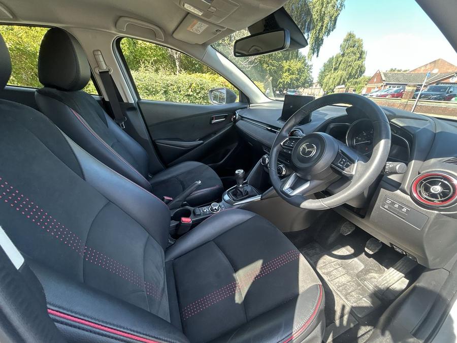 Mazda Mazda2 Photo 6fb3a747-515d-477f-8fc2-12a4b74bf3dc.jpg