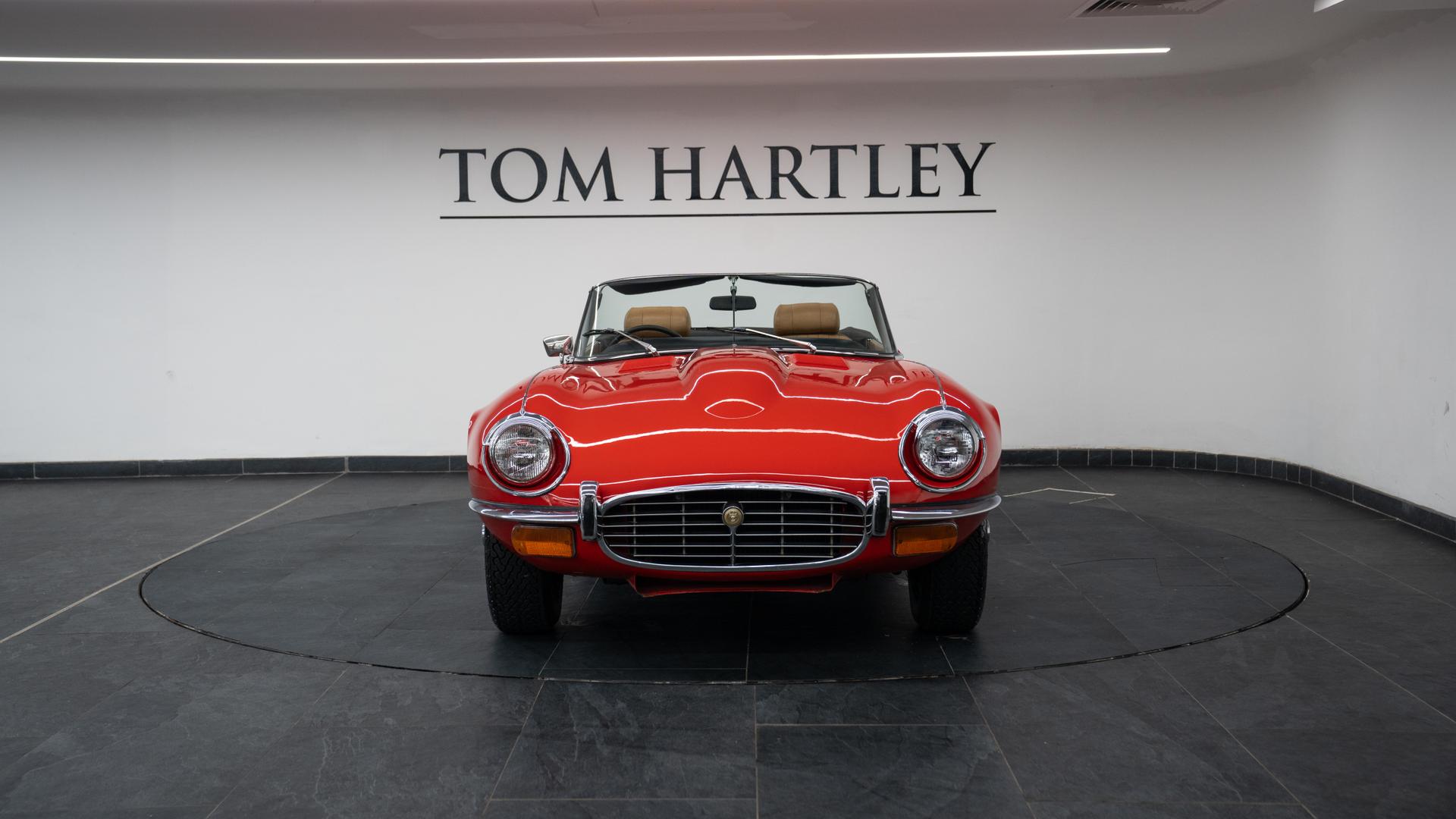 Jaguar E-Type Photo 6fb90d64-7fbb-4db1-8044-de0efc4dceb4.jpg