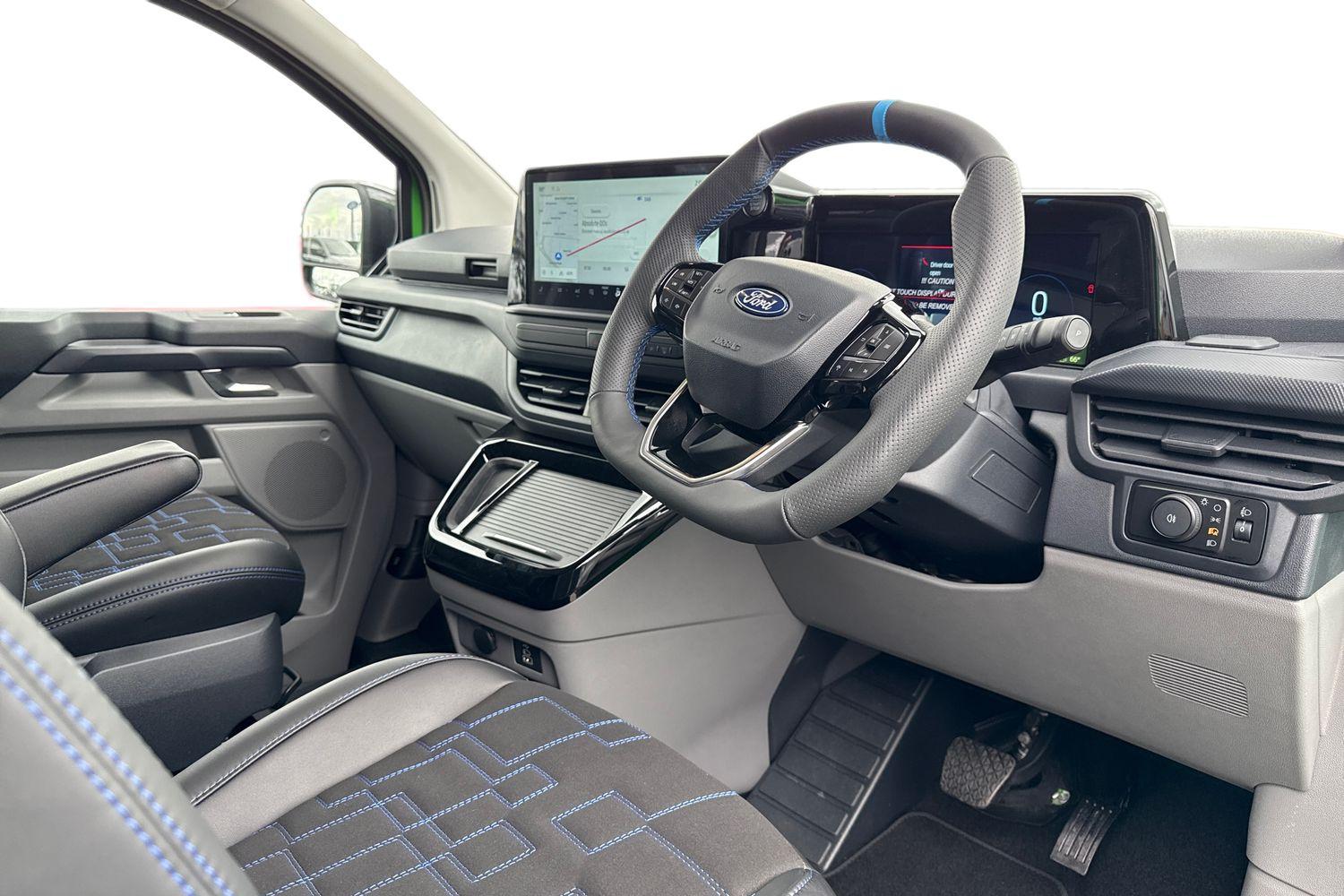 Ford TRANSIT CUSTOM Photo 13