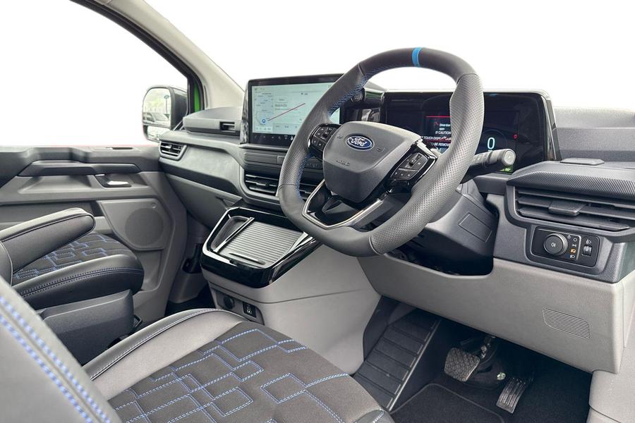 Ford TRANSIT CUSTOM Photo 6fbdf9f6-eff7-4e0f-a9dc-a32e7c706e22.jpg