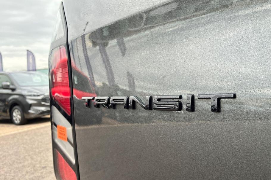 Used Ford CUSTOM CUSTOMPHEV14 19