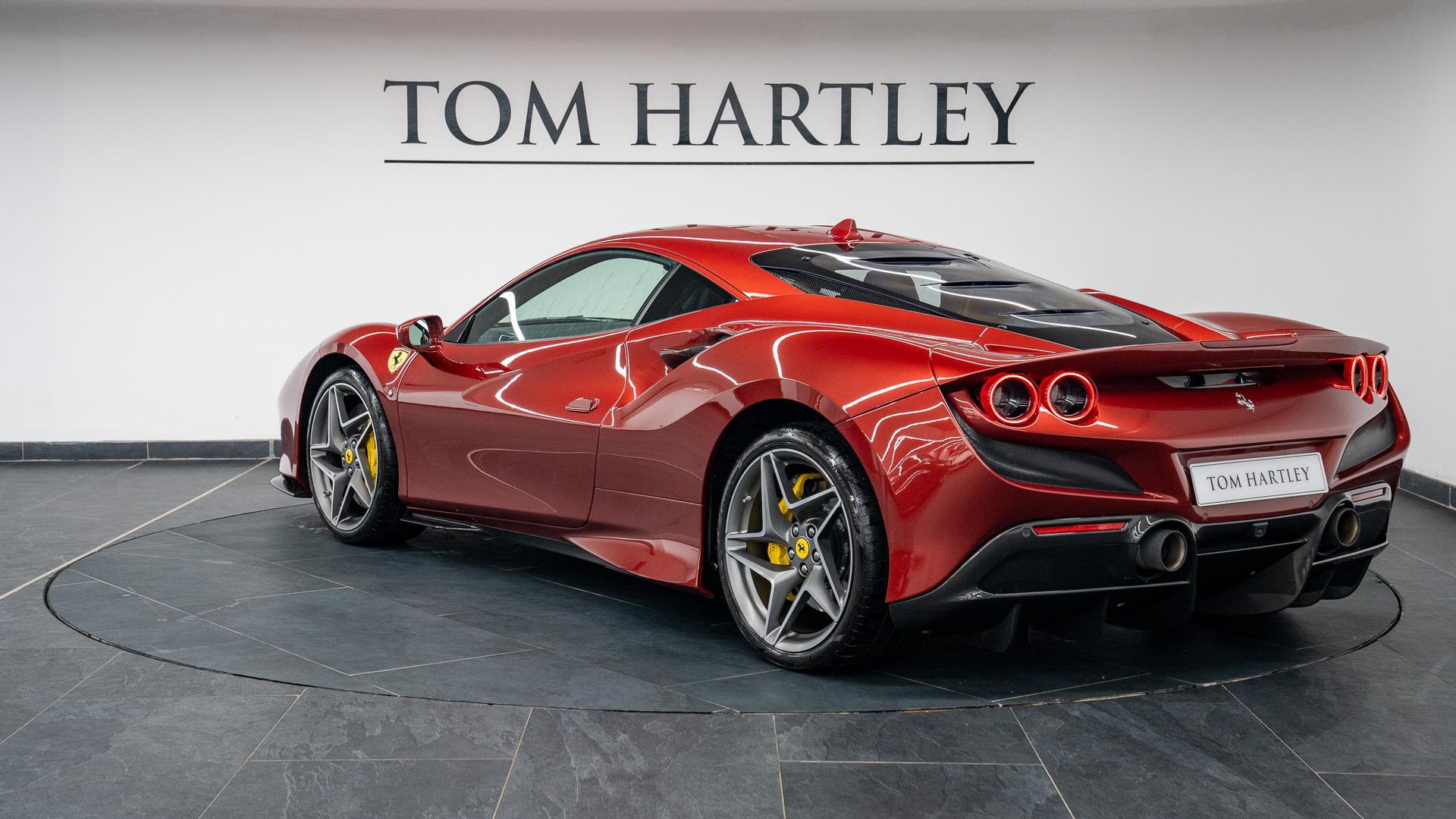 Ferrari F8 Photo 6fce6acf-4056-48cb-a545-6c4861308f3d.jpg