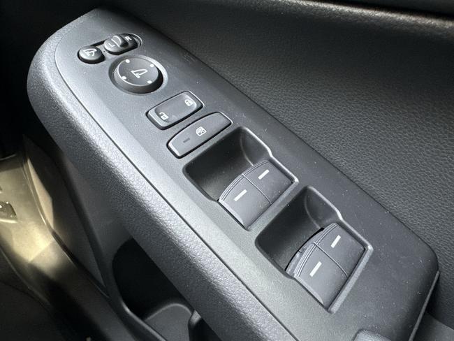 Honda HR-V Photo 6fdb1442-63da-407a-9a22-e5e7fd0e19d1.jpg