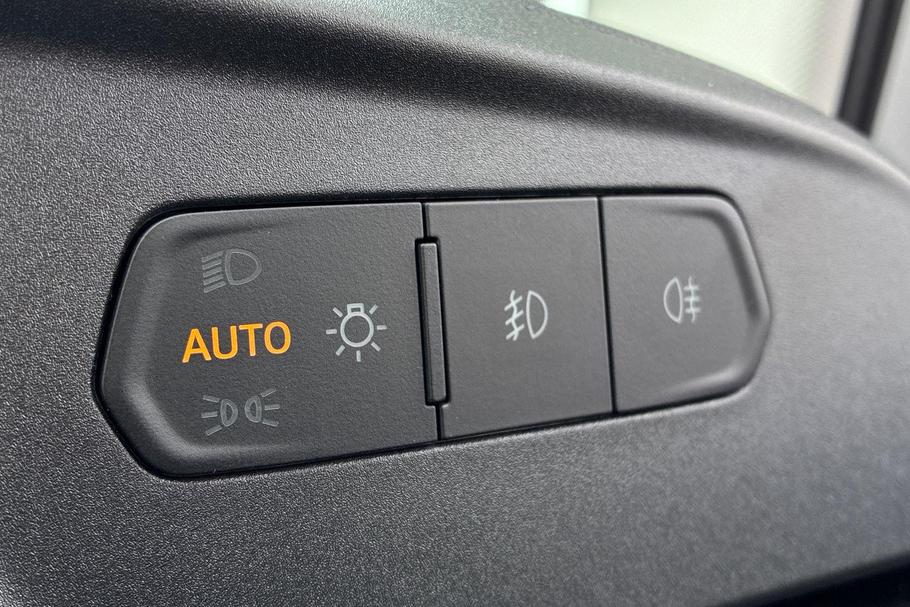 Used Ford CONNECT CONNECTTREND19 9