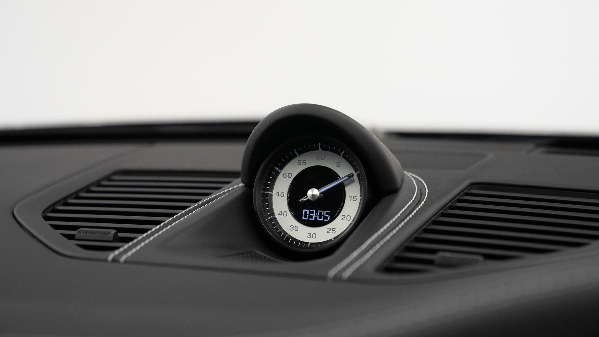 Porsche 911 Photo 6feedeef-0b8c-484e-8ab9-720f3fec7ea5.jpg