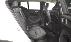Volvo XC40 Photo 25