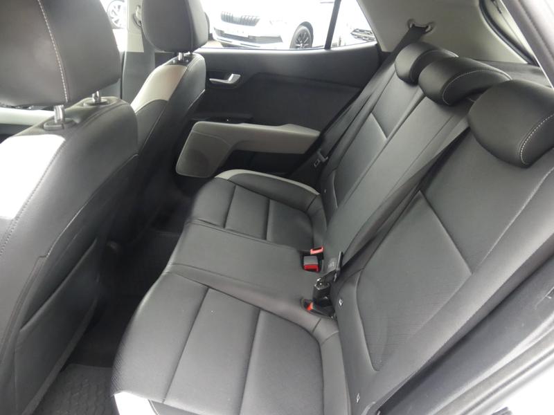 Kia Stonic Photo 700343a6-08ab-4a7b-99bb-d4279515c581.jpg