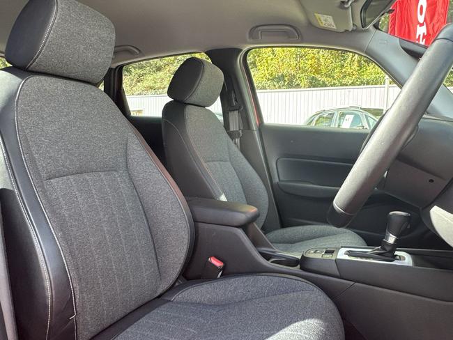 Honda Jazz Photo 700a67b2-bfee-4b56-8836-74a9106b255f.jpg