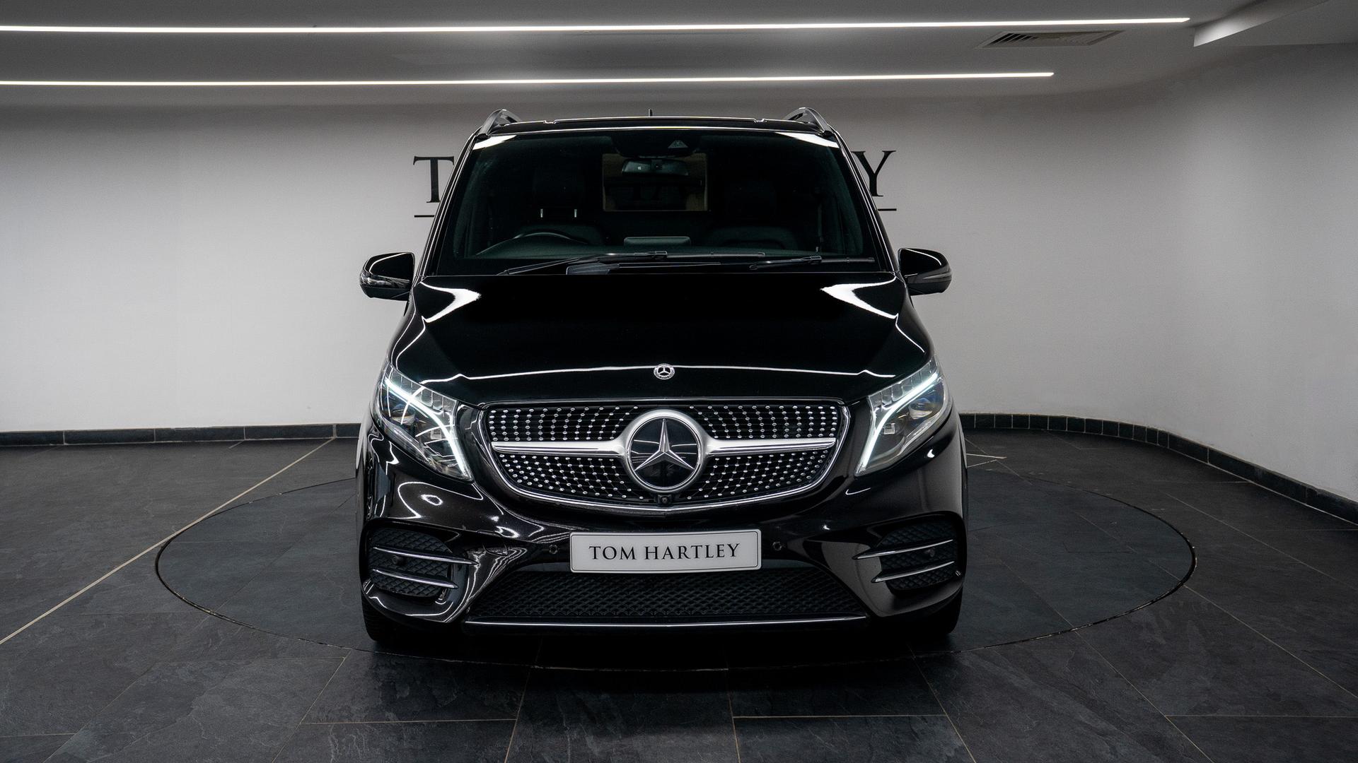 2020 Mercedes-Benz V300d AMG Line Senzati Jet Class 2