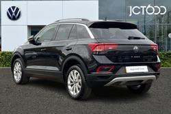 Volkswagen T-Roc Photo 3