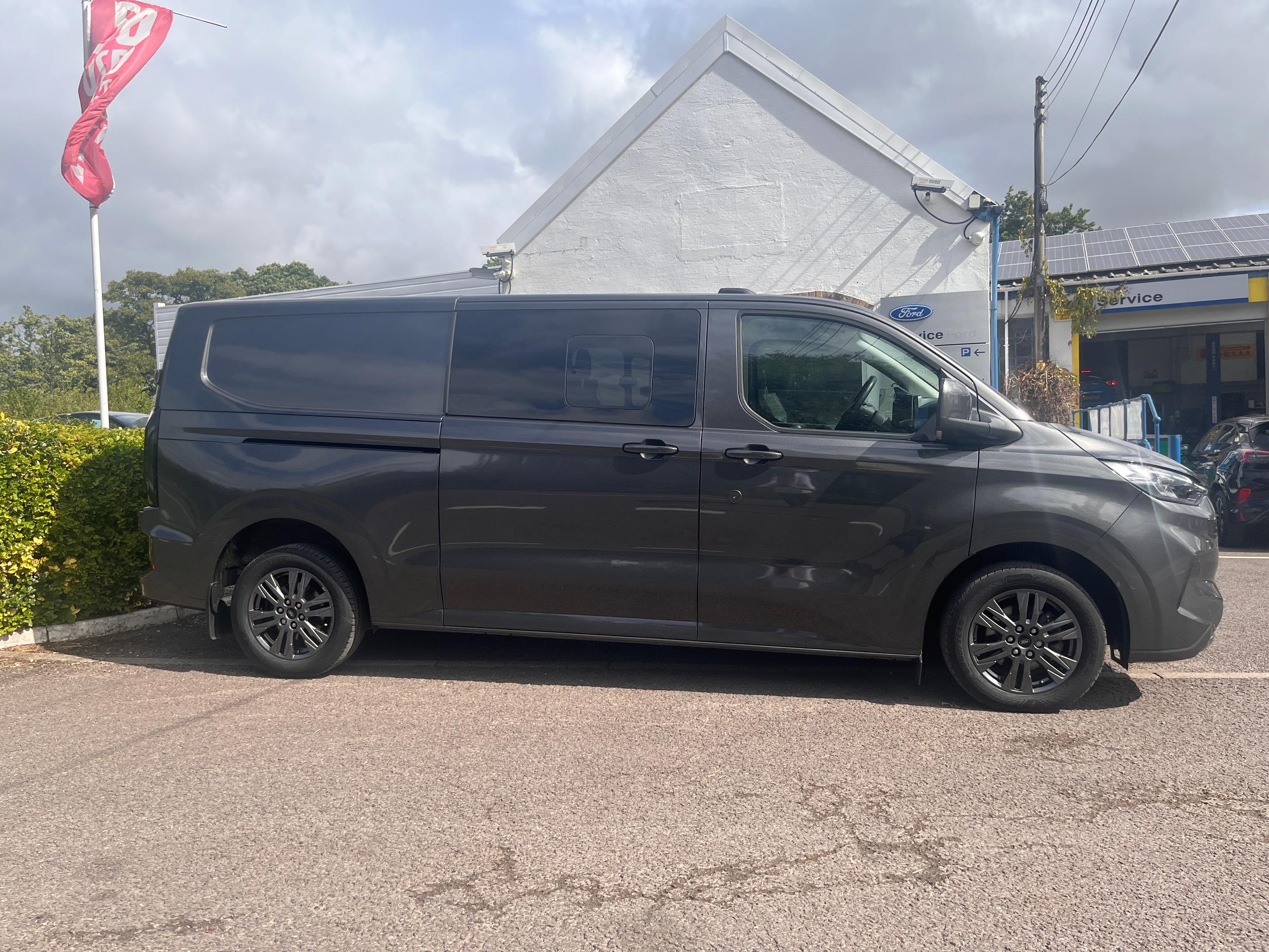Used Ford TRANSIT CUSTOM VO25YWX 11