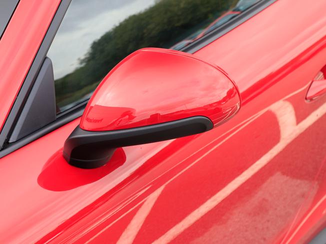 PORSCHE 911 Photo 15
