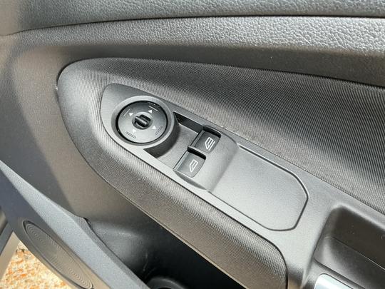 Ford C-Max Photo 26