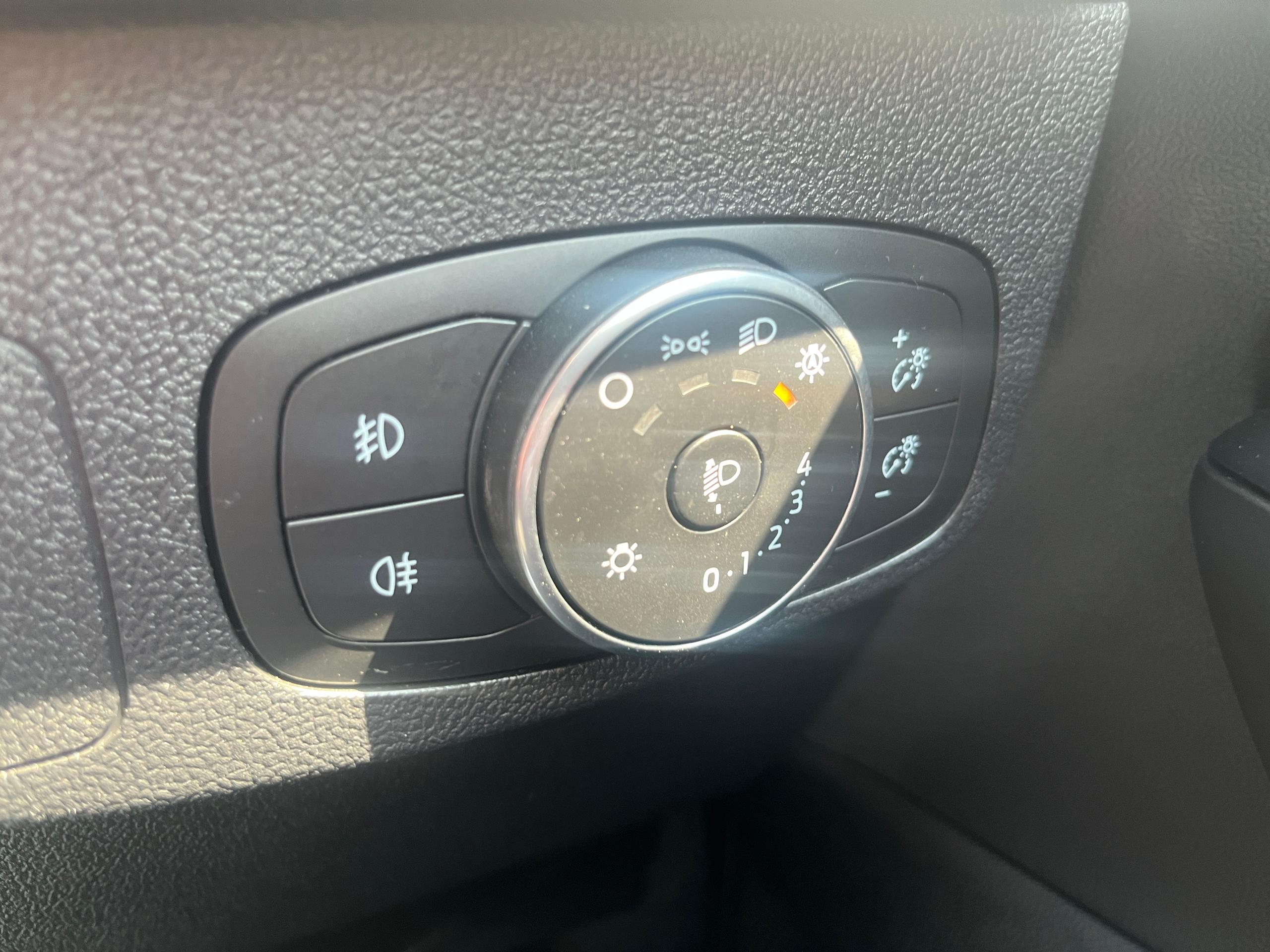 Used Ford FOCUS VE70XOJ 34