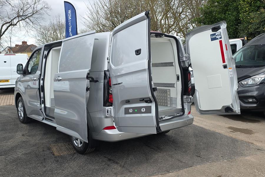 Ford TRANSIT CUSTOM Photo 7034249c-5e40-4a7c-a8e7-76e896d9199a.jpg