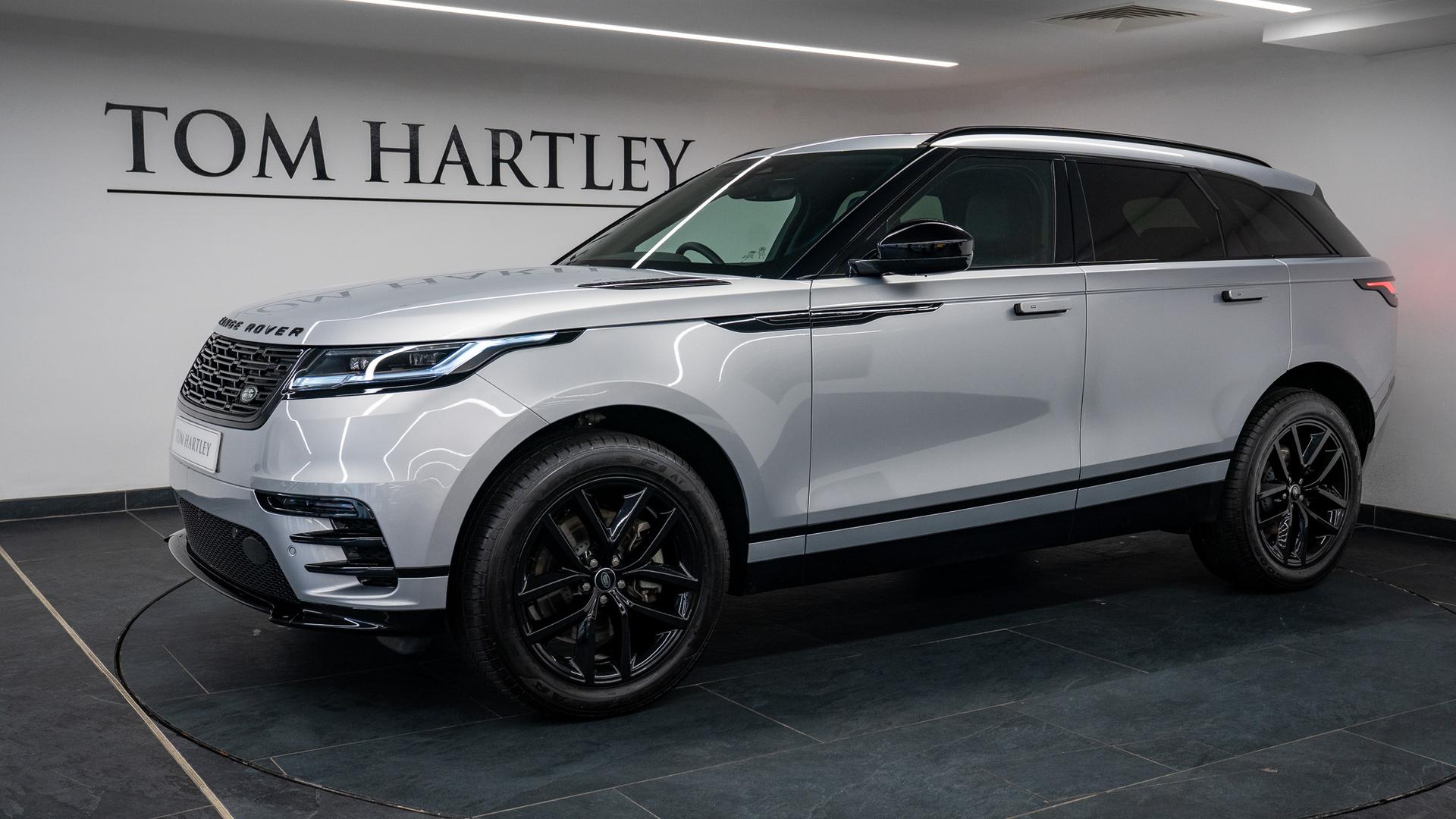 Land Rover Range Rover Velar Photo 708362e9-7f41-43ec-874a-082a0f7aa25e.jpg