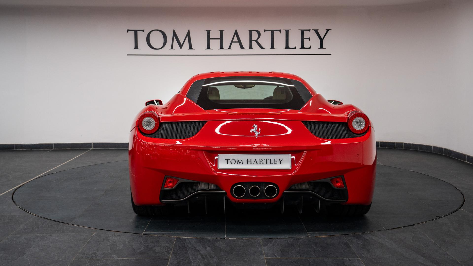 Ferrari 458 Photo 70854a93-bfa8-49ab-9e7b-361768bbf038.jpg