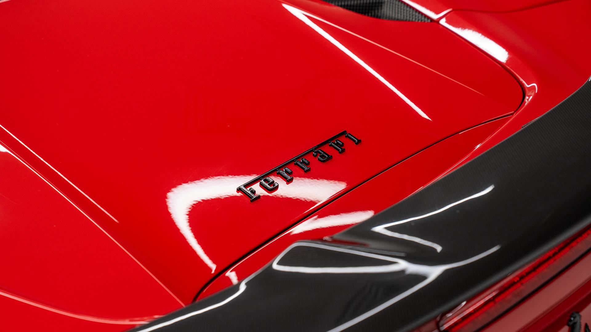 Ferrari 488 Photo 7085cc7c-ffed-4789-81d5-8451437e6c87.jpg