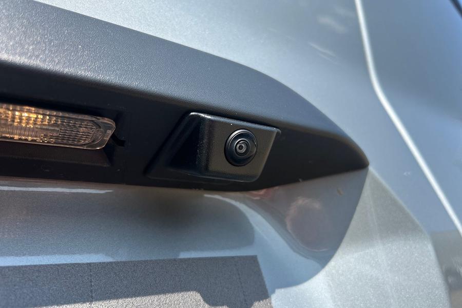 Ford E-TRANSIT COURIER Photo 7086e08f-7c06-491d-8f72-ae9e1af03457.jpg