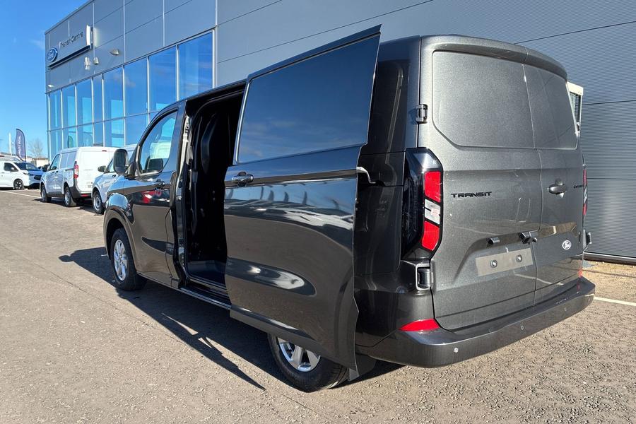 Ford TRANSIT CUSTOM Photo 70877a6c-fe8b-4c50-af62-7d3c2b510a2f.jpg