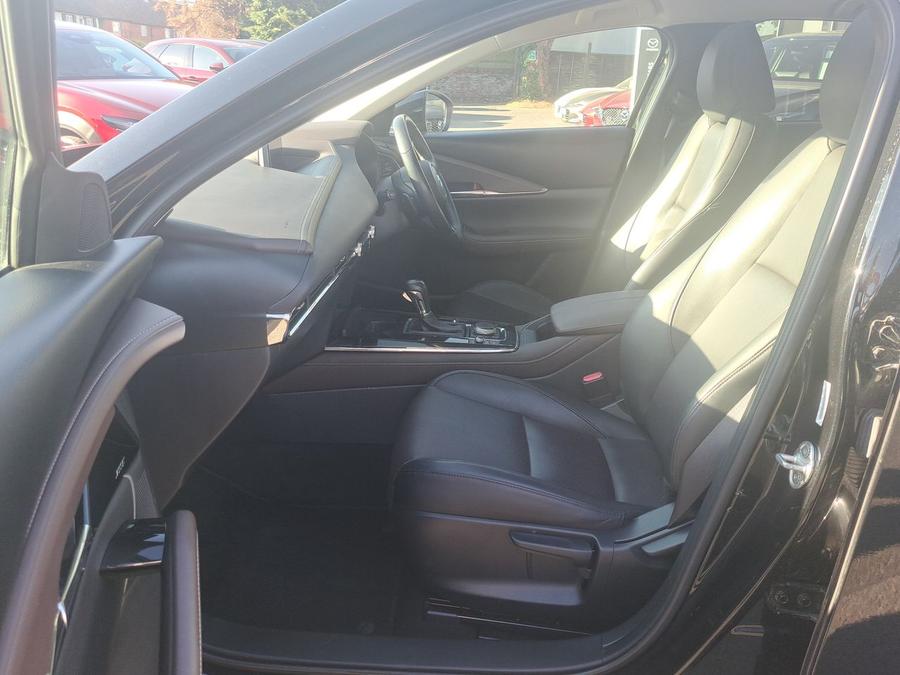 Mazda CX-30 Photo 7087980c-b8cc-4baa-b430-4c298d75ea6a.jpg