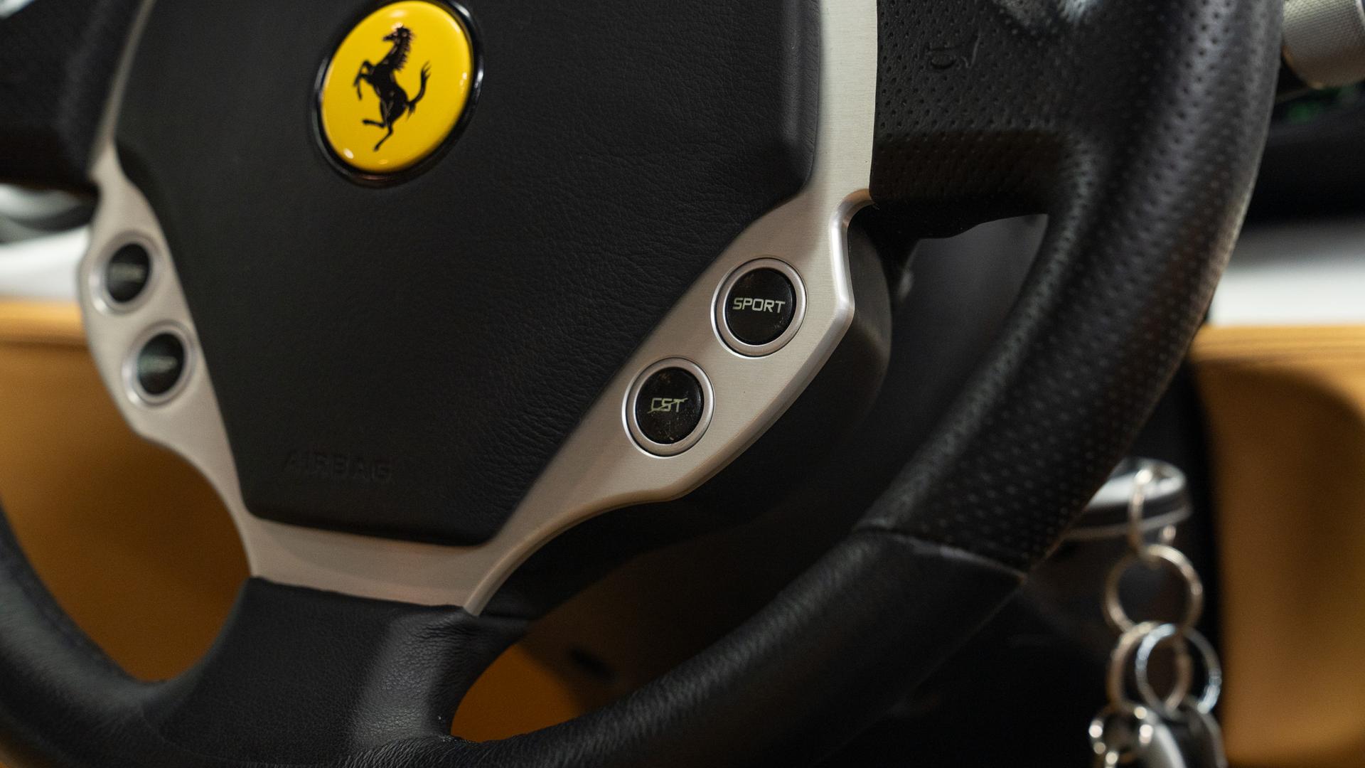 Ferrari 612 Photo 708f8f4c-0ad4-4cc0-a622-6f13db67d258.jpg