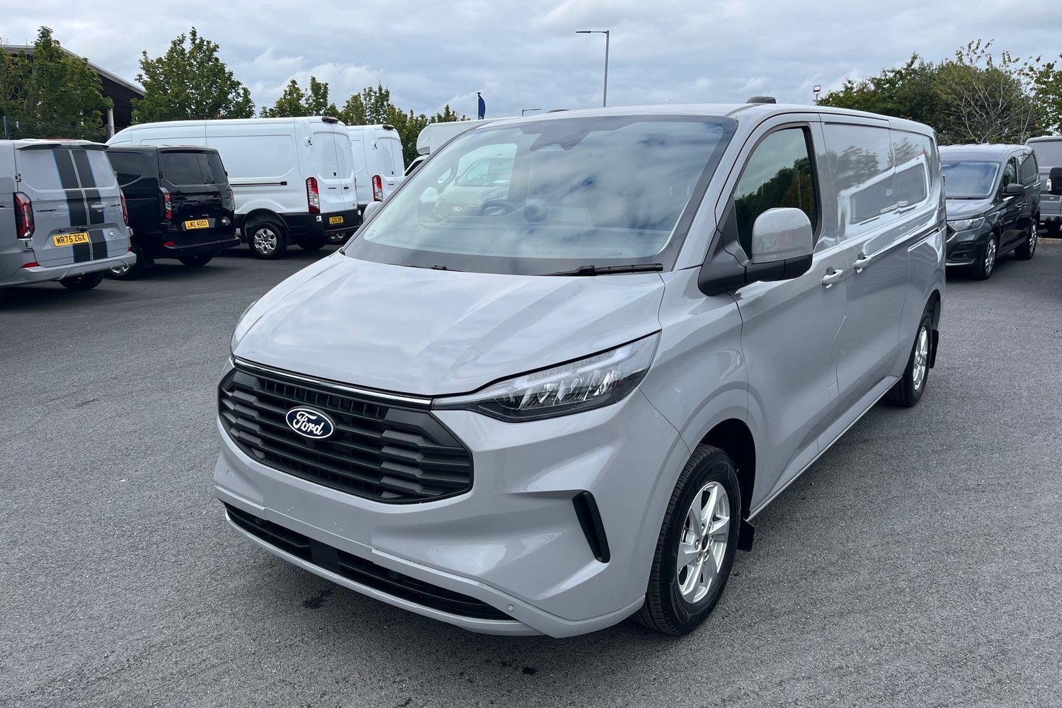 Ford TRANSIT CUSTOM Photo 8