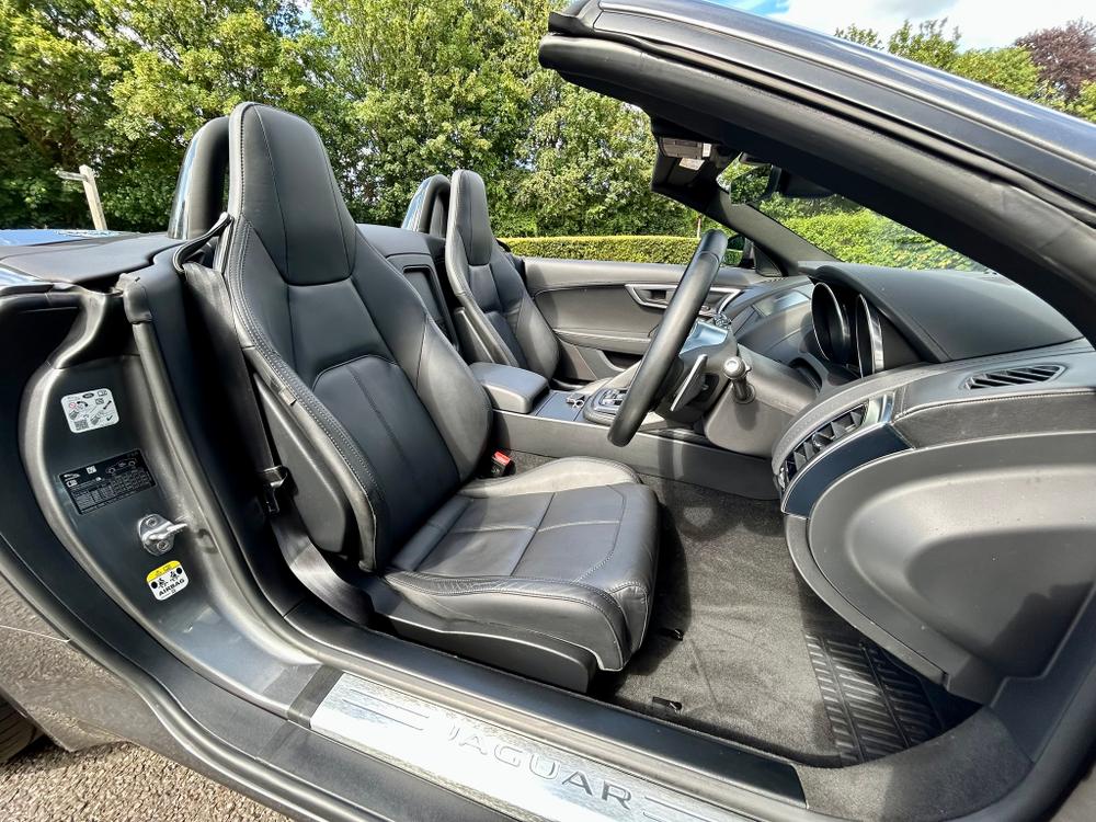 Used Jaguar F-Type M444SAC 38