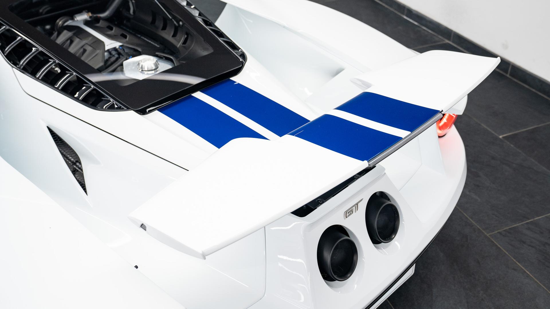 Ford GT Photo 709540a3-7c8b-414f-8ddd-bec8a50fb2b2.jpg