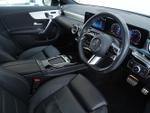 Mercedes-Benz CLA Photo 2