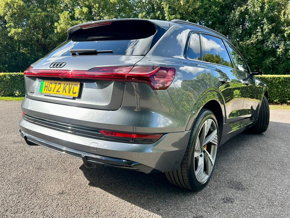 Used Audi e-tron HG72KVC 6