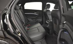 Audi Q8 Photo 23