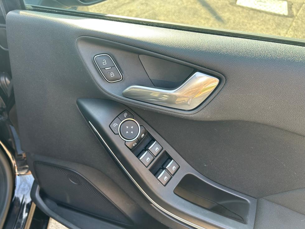 Ford Fiesta Photo 709ecd31-cafa-484b-8e4d-d510ba88082c.jpeg