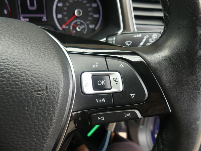 Volkswagen T-Roc Photo 70a010a2-1323-4696-bdc8-db695c49bc6c.jpg
