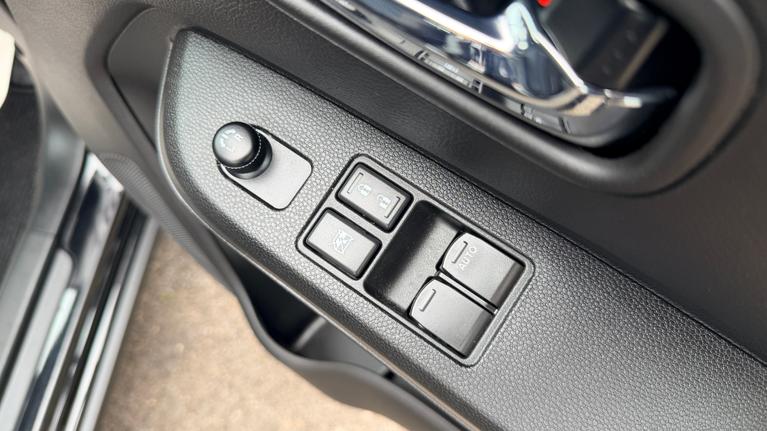 Used Suzuki Ignis KU73LWM 14