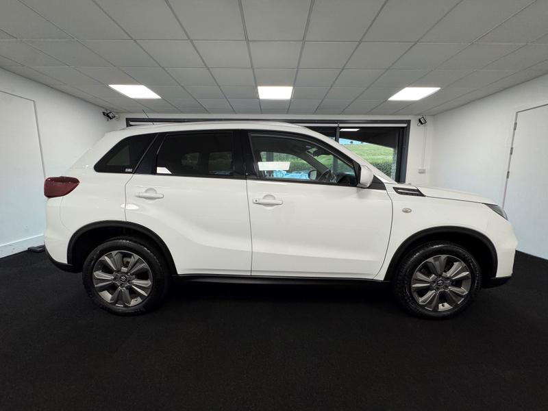 Suzuki Vitara Photo 70bc23bf-3cd3-4aae-9a34-06e2ad5b6df2.jpg