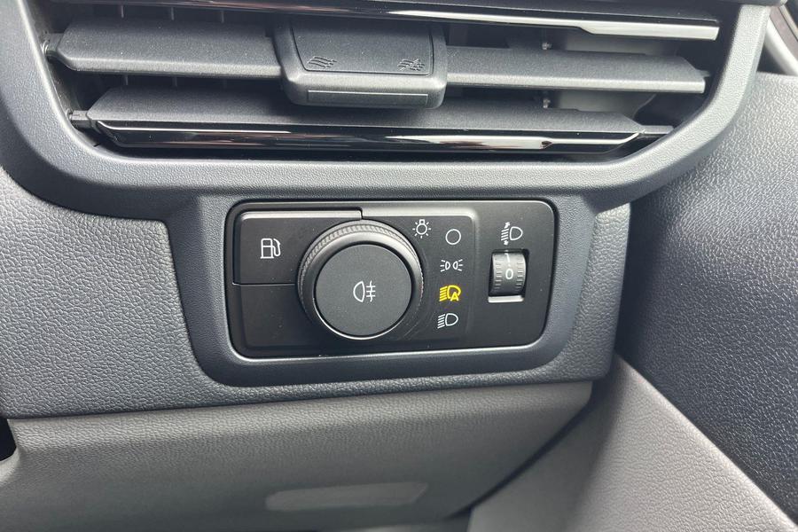Ford TRANSIT CUSTOM Photo 70bd5b7f-8c41-4710-8ffb-bddcc9649331.jpg