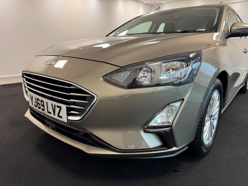 Ford Focus Photo 70c6257e-96f7-4e7d-854e-9d423c7b1225.jpg