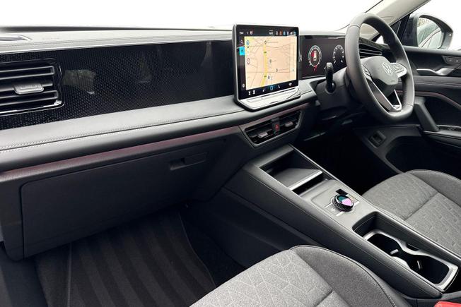 VOLKSWAGEN  Tiguan Photo 2