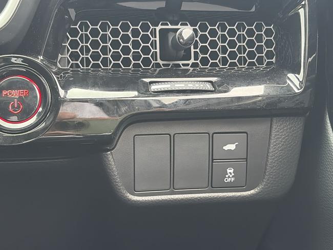 Honda CR-V Photo 70d4b8ff-4825-4f4a-bd6d-b04fb2bef82d.jpg