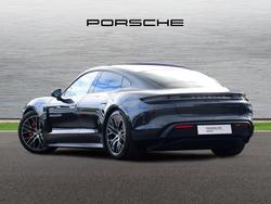 PORSCHE Taycan Photo 2