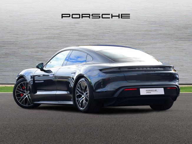 PORSCHE Taycan Photo 2