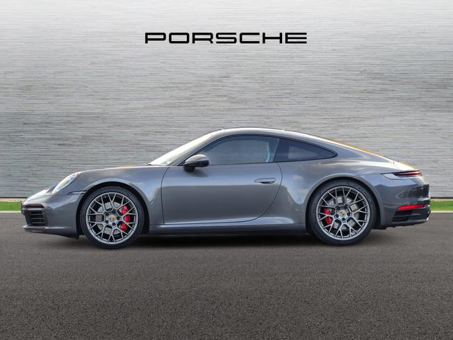 PORSCHE 911 Photo 5