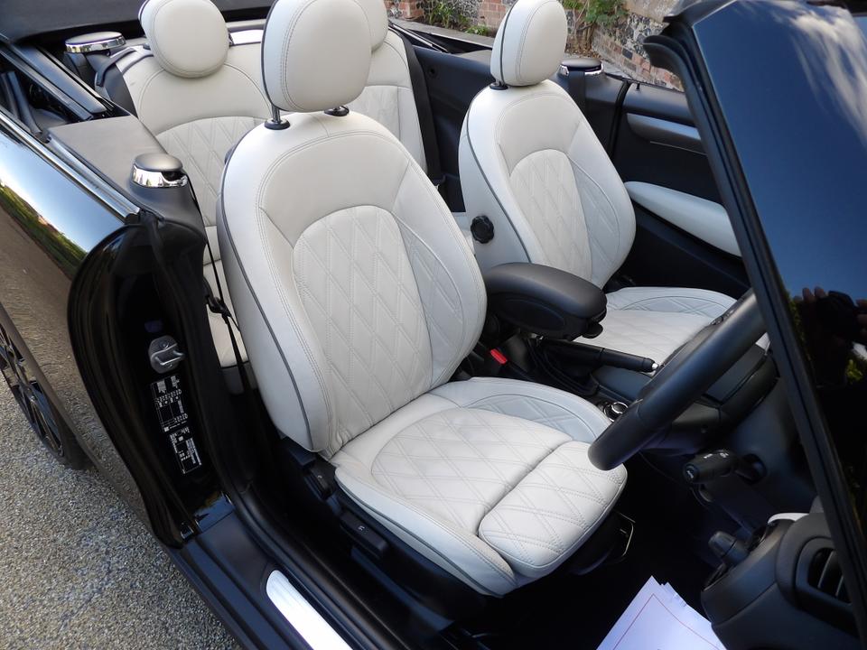 Used MINI Convertible GF72YJC 7