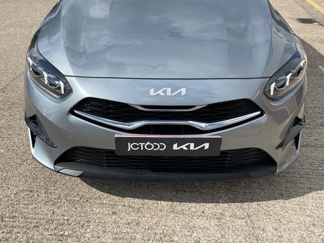 KIA Ceed Photo 21